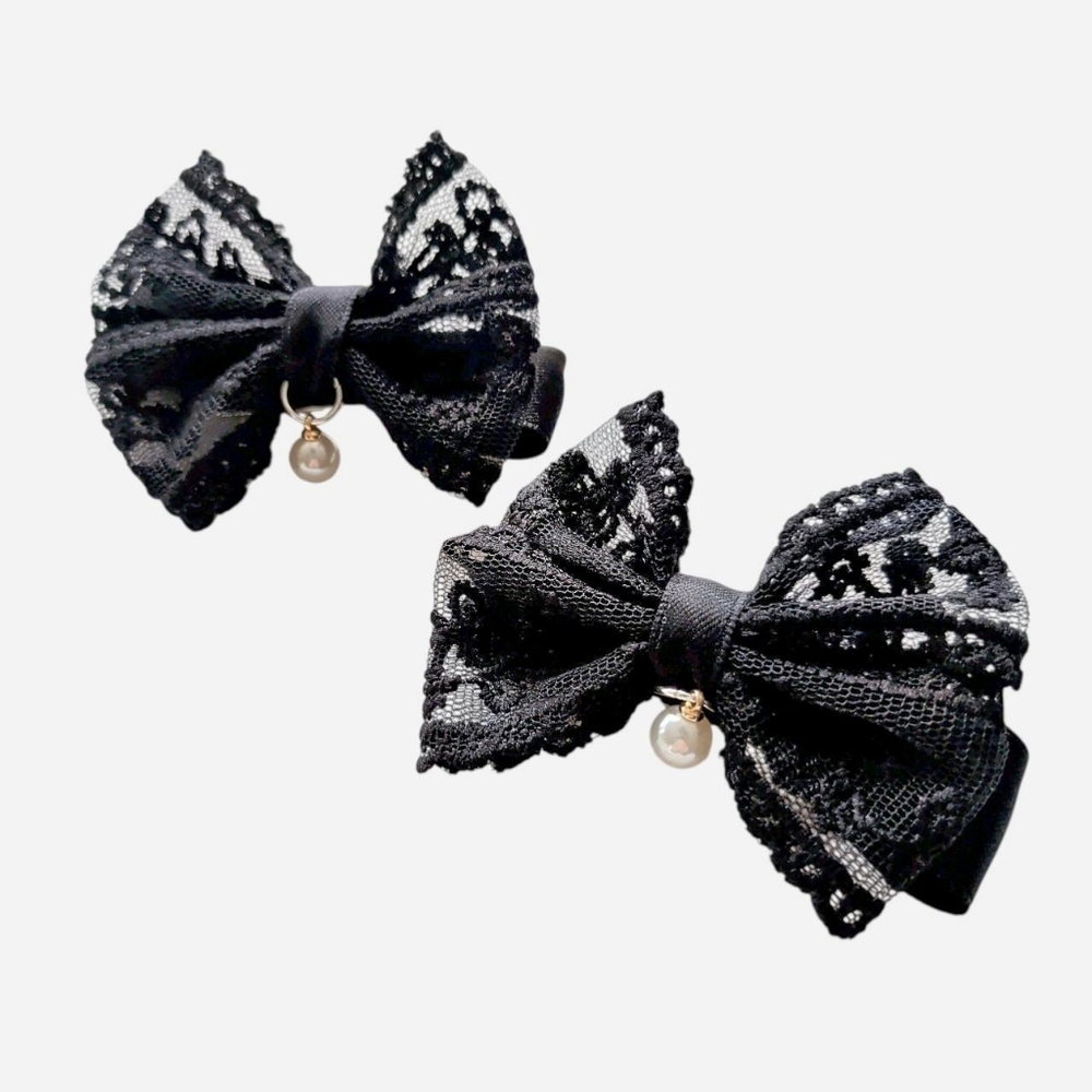 💖2/$25💖 Black lace bow hair clips with white pearl charm